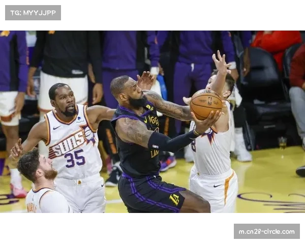 湖人混防体系轮转迟滞 协防脱节导致四处漏水